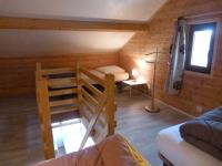 gite-location-vassiviere-chataignier-chambre-mansarde2