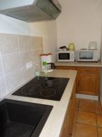 gite-location-vassiviere-chataignier-cuisine